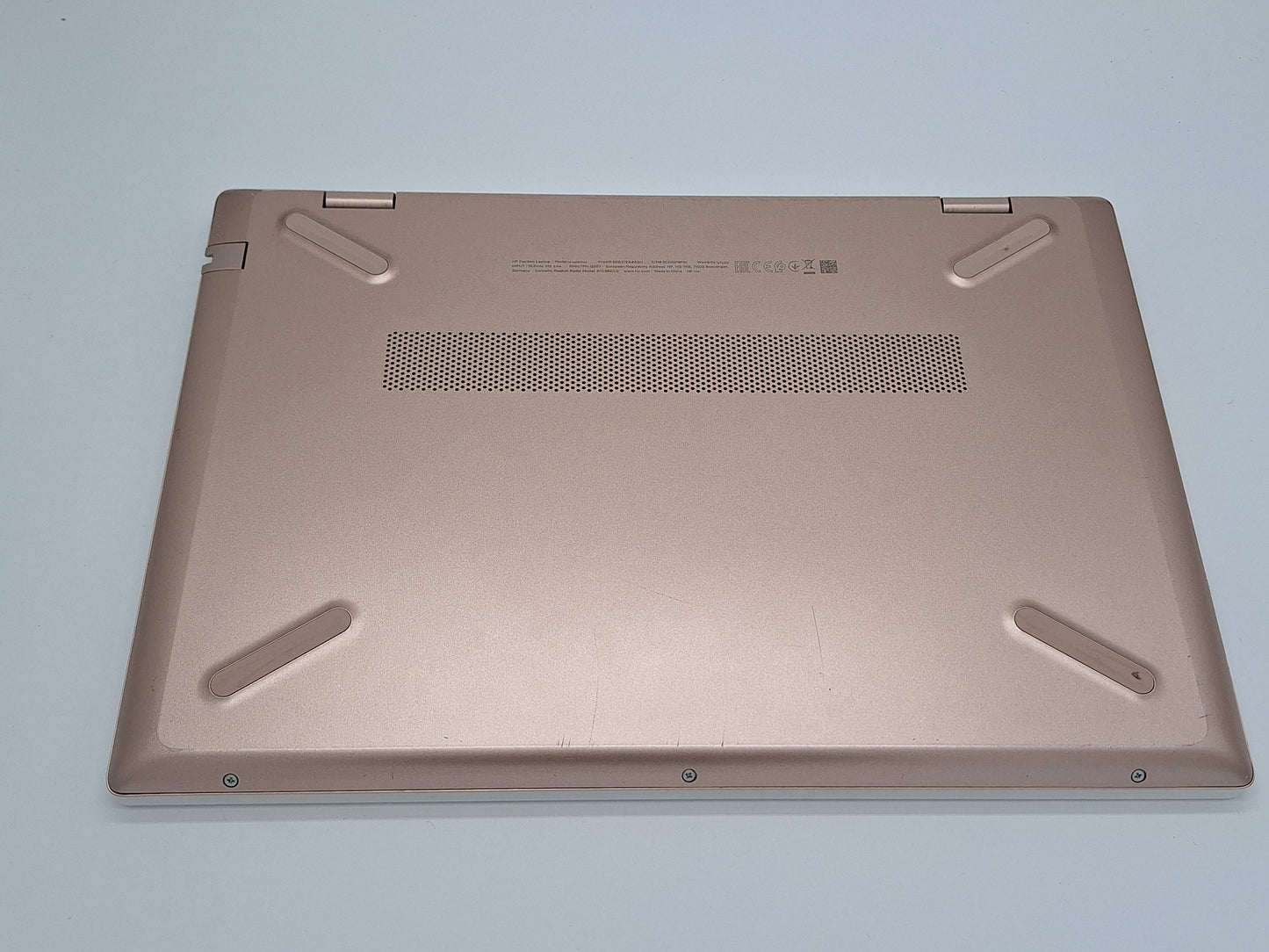 HP Pavilion 14-ce3610sa Laptop