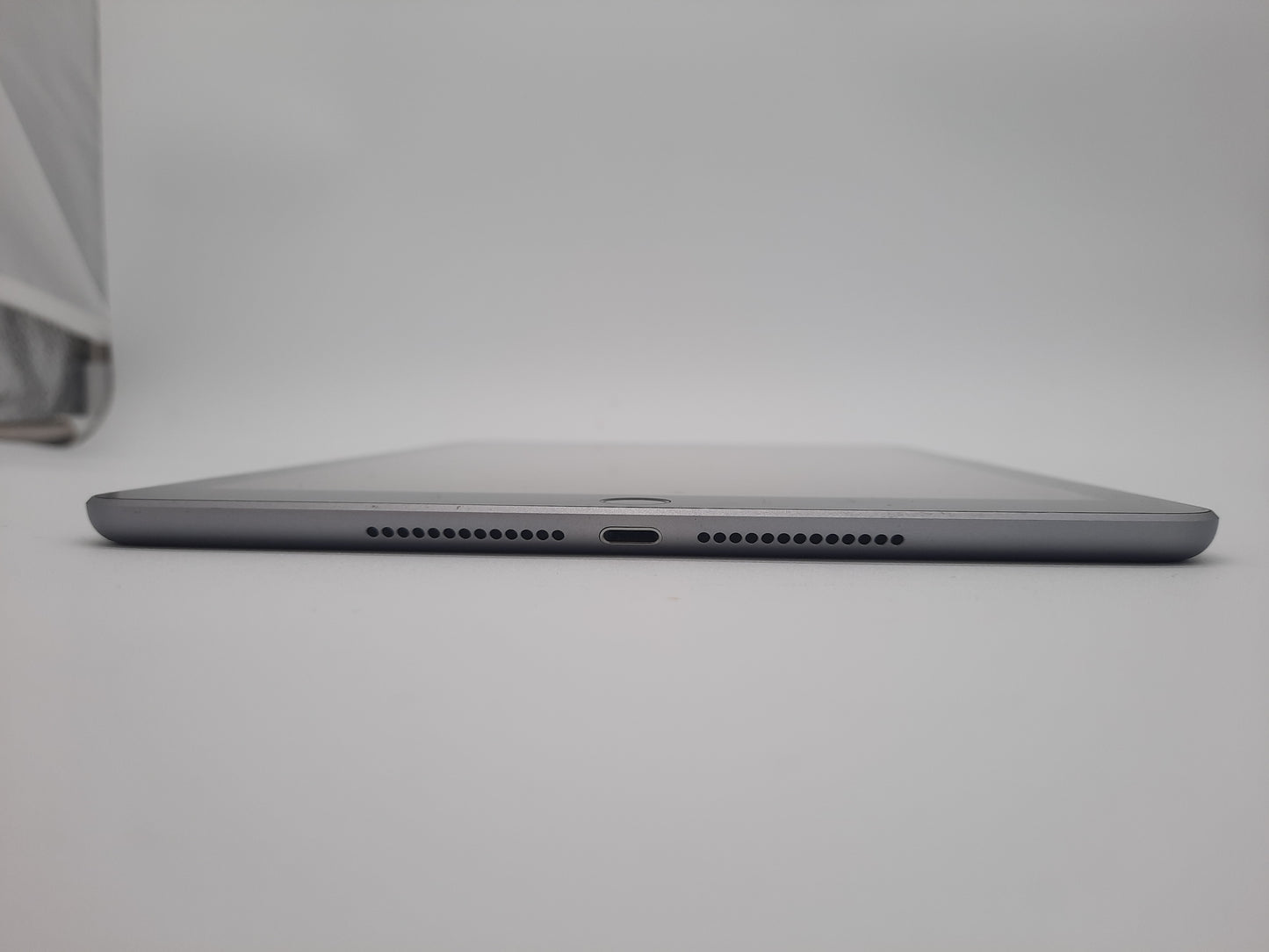 iPad 6th Gen 32GB WIFI 2018
