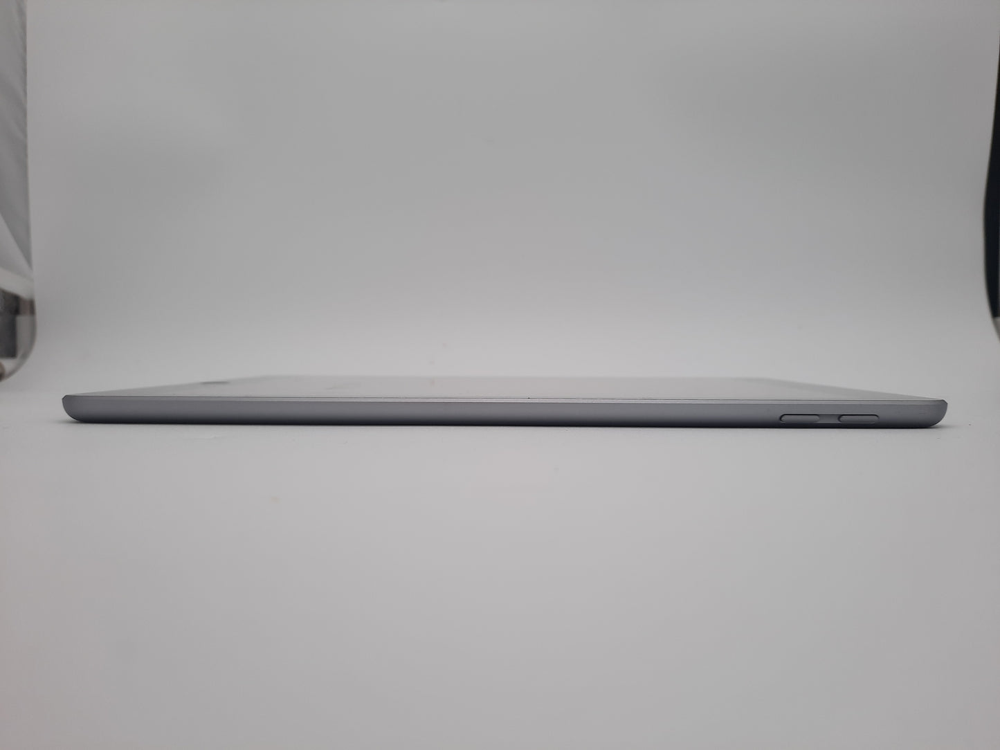 Apple iPad 6th Generation 2018 WiFi 32GB - Space Grey
