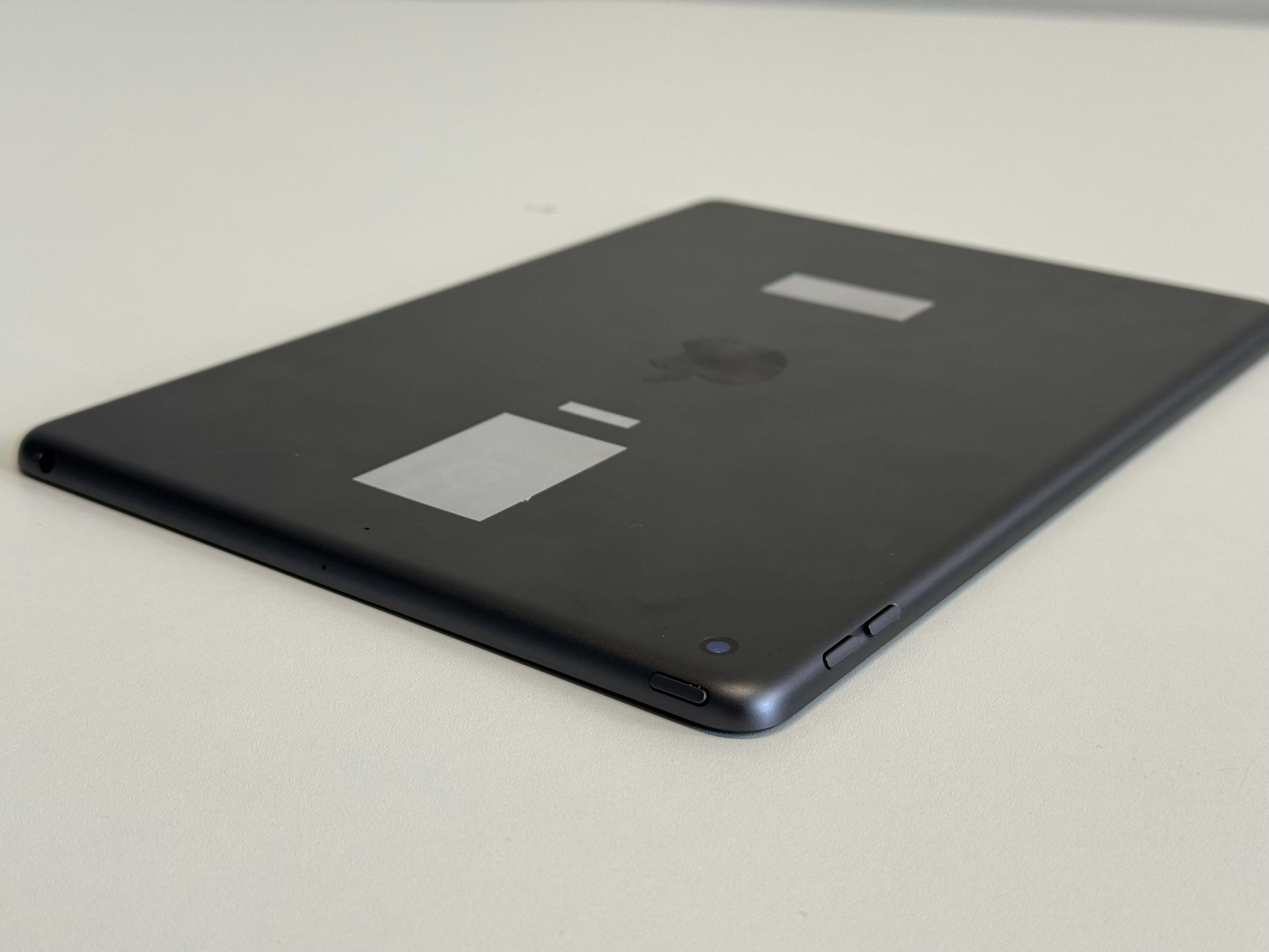 Apple iPad (第7世代) 32GB ブラック Apple iPad 7 32GB Space Grey WiFi 10.2 Inch - Refurbished Excellent Co
